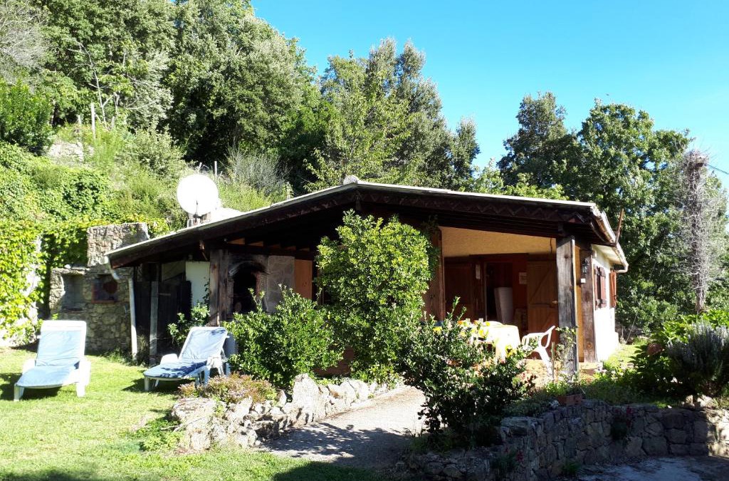 Isolaccio-di-Fiumorbo Ski Chalet | DISCRET, APAISANT, CALME entre MER et MONTAGNE, THERMALISME