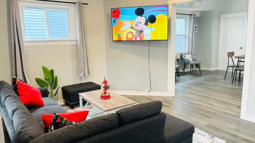 Cleveland House | Disney House In Cleveland And Game Room!