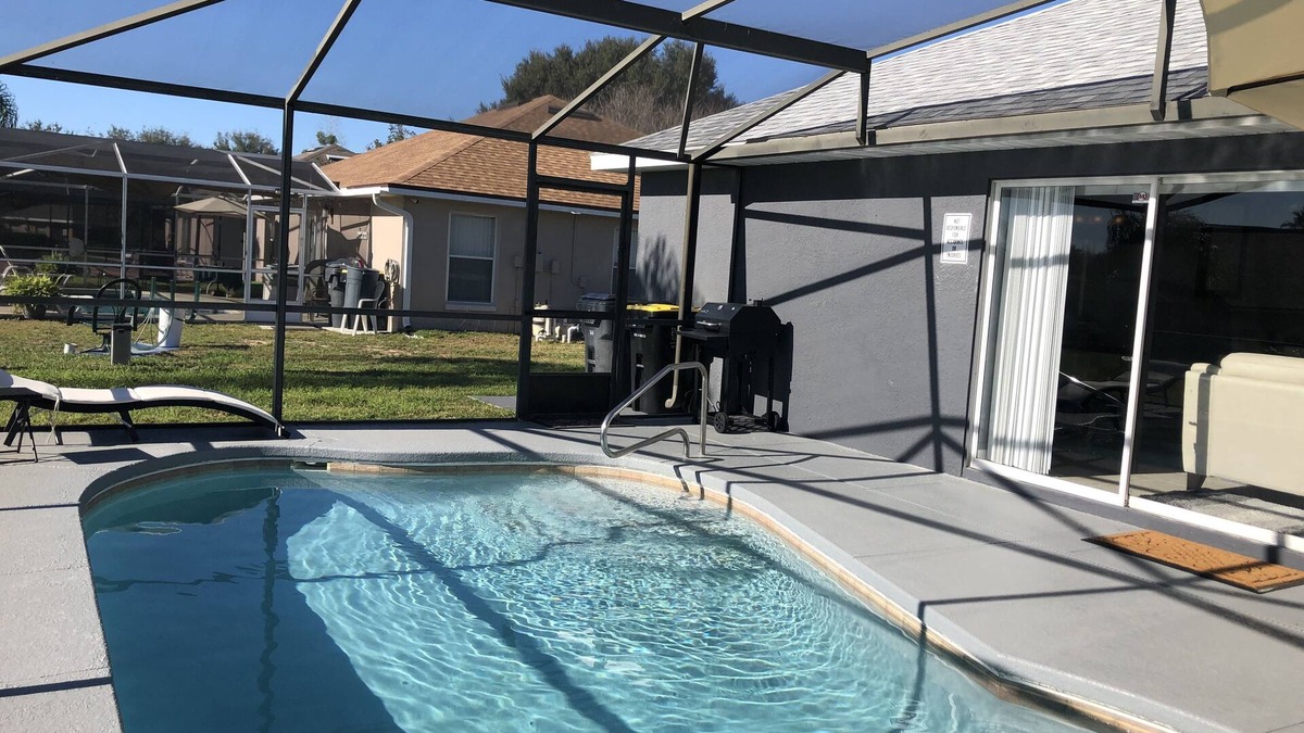 Wellington House | Disney! Snow Birds Welcome! W/Heated Private Pool!