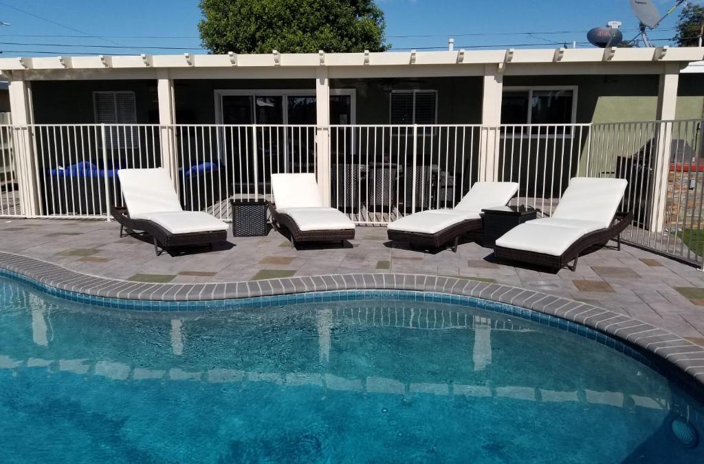 Southwest Anaheim House | Disneyland & Knotts Close! Hot Tub, Mini Golf, private pool, gameroom