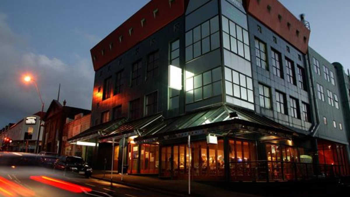 New Plymouth CBD Hotel | Distinction New Plymouth Hotel