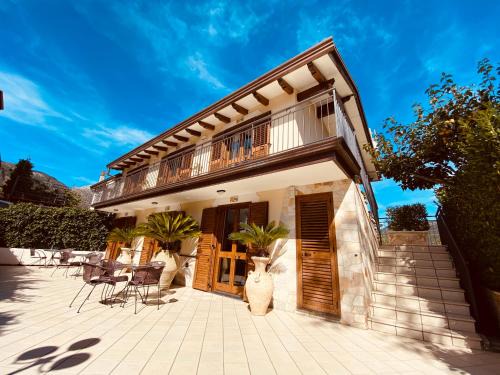 Bomerano House | Divina Costiera