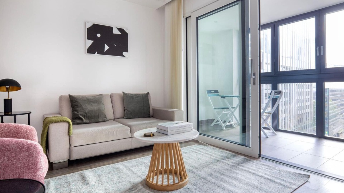 Whitechapel Apartment | Divine Aldgate 1BR w/Gym & Cinema, nr Liverpool St, by Blueground