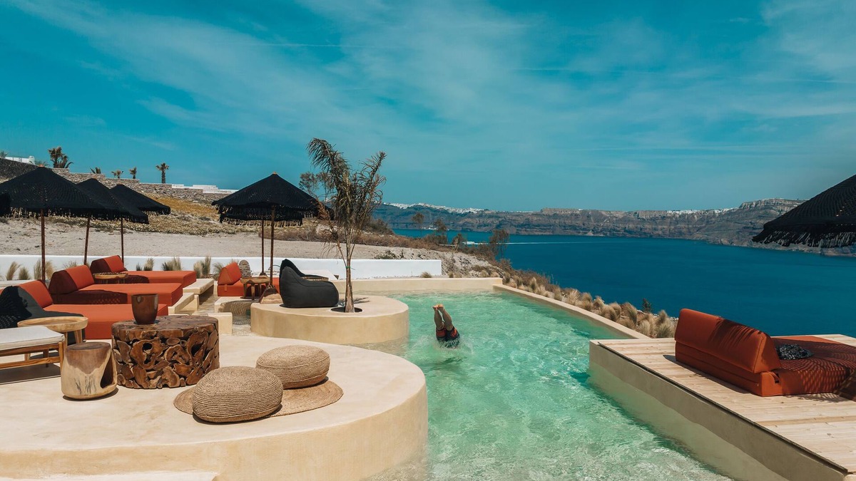 Akrotiri Hotel | Divino Caldera