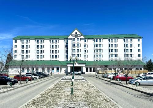 Calgary Hotel | Divya Sutra Plaza and Conference Centre Calgary Airport