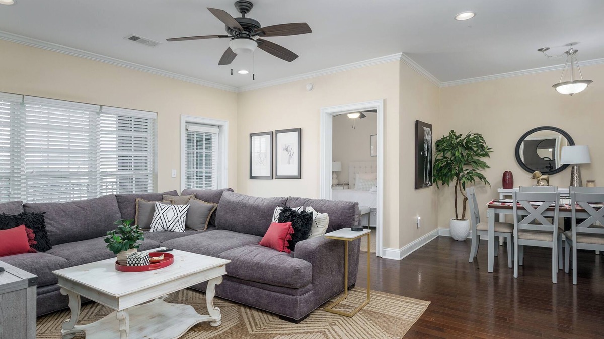 Tuscaloosa Condo | Dixieland Delight: A Cozy Retreat at Houndstooth Condos