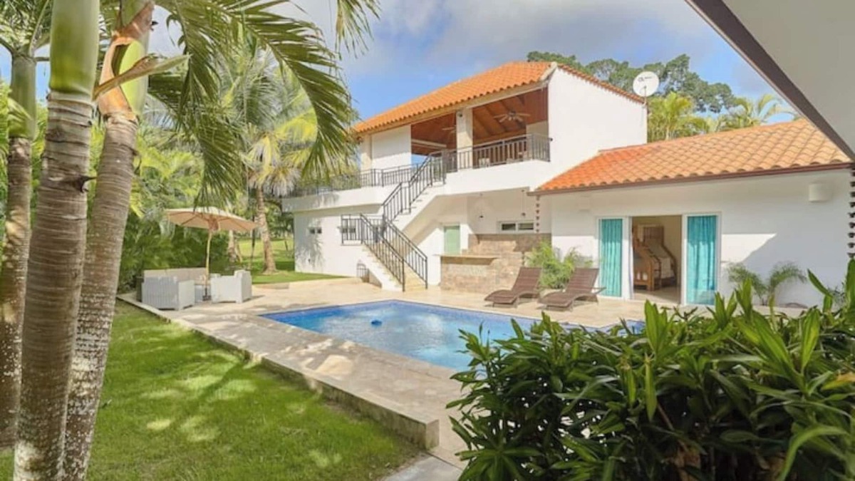 Juan Dolio - El Pueblo Villa | Tropical Villa Pool Golf Course View Juan Dolio 11 Pax