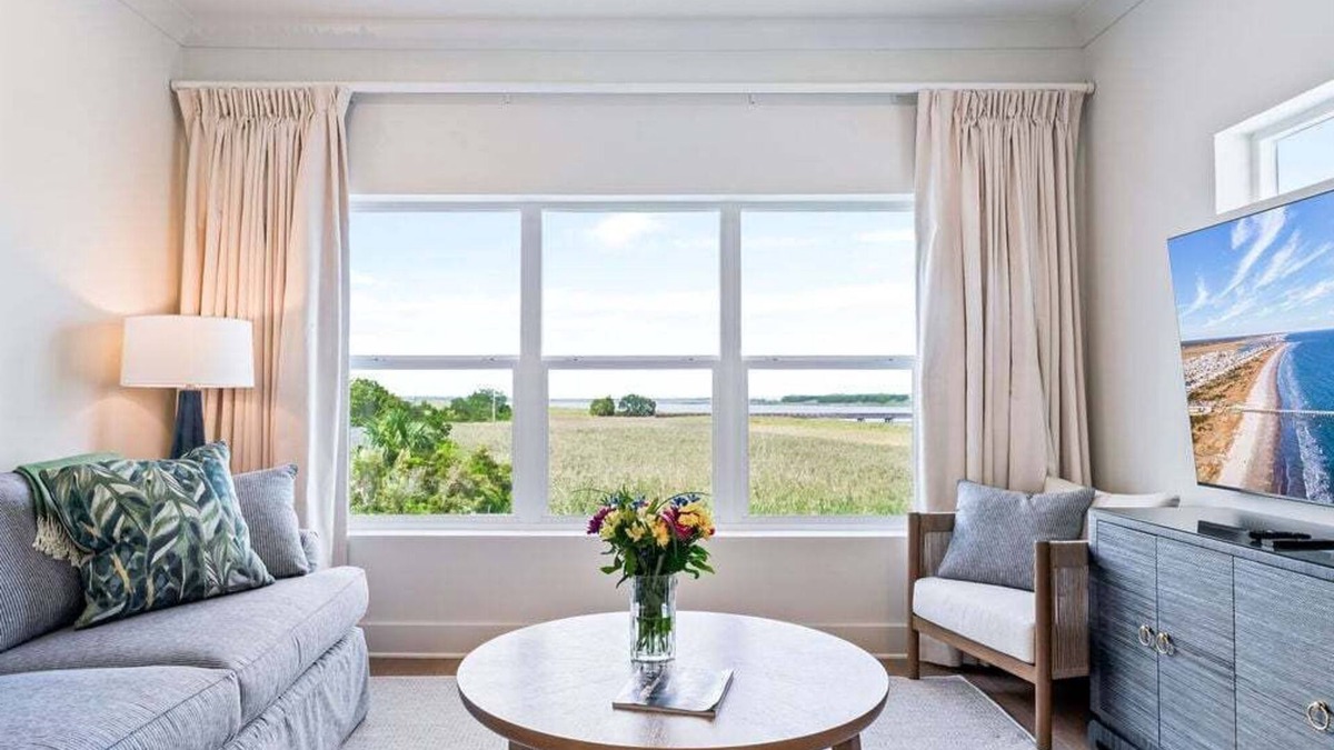 Georgetown House | Dock and Dwell at the Winyah Bay Club, Pool, Outdoor Lounge/Grill and Boat Slip included!