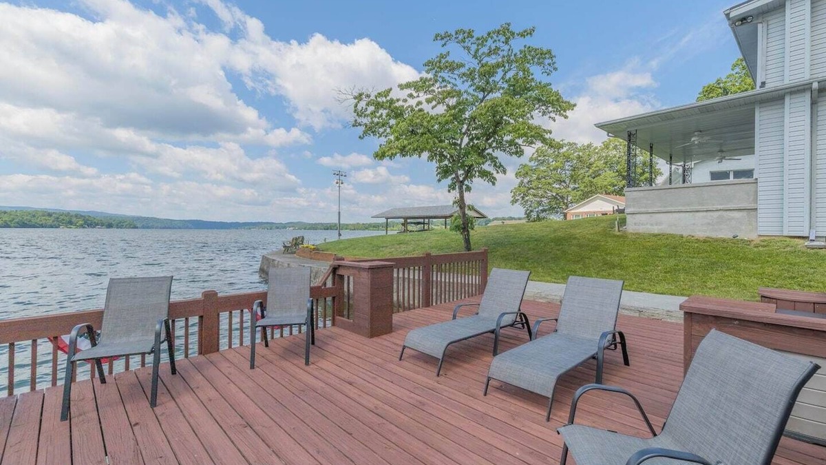 New River House | Dock Holiday on Claytor Lake: waterfront patio, 3 docks, cozy living, and fun lake activities!