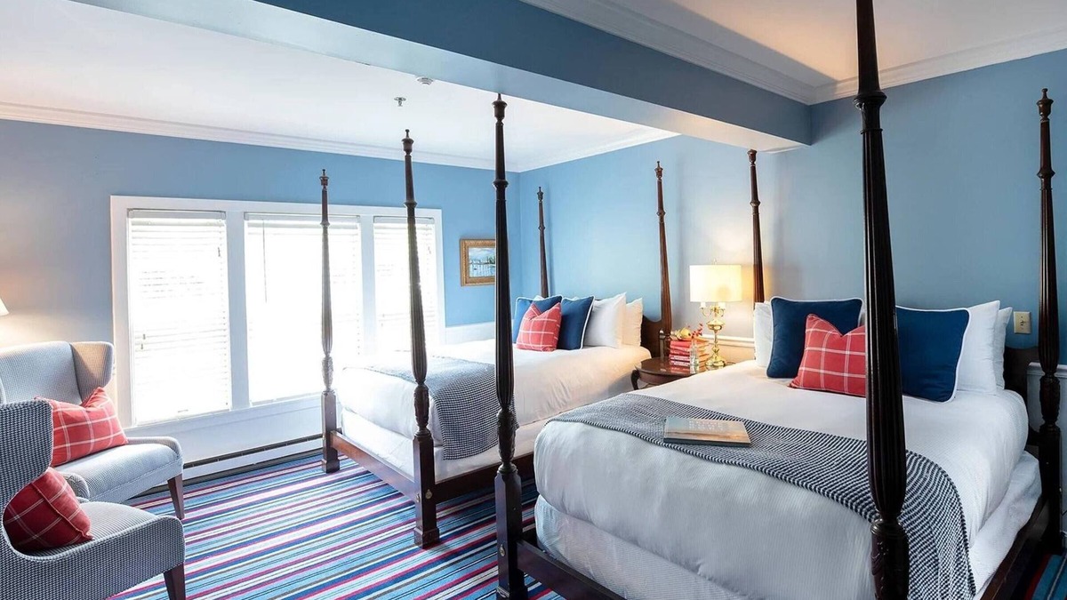 Kennebunkport Hotel | Dock Square Queen-Queen at Kennebunkport Inn, Free Breakfast, Free Parking
