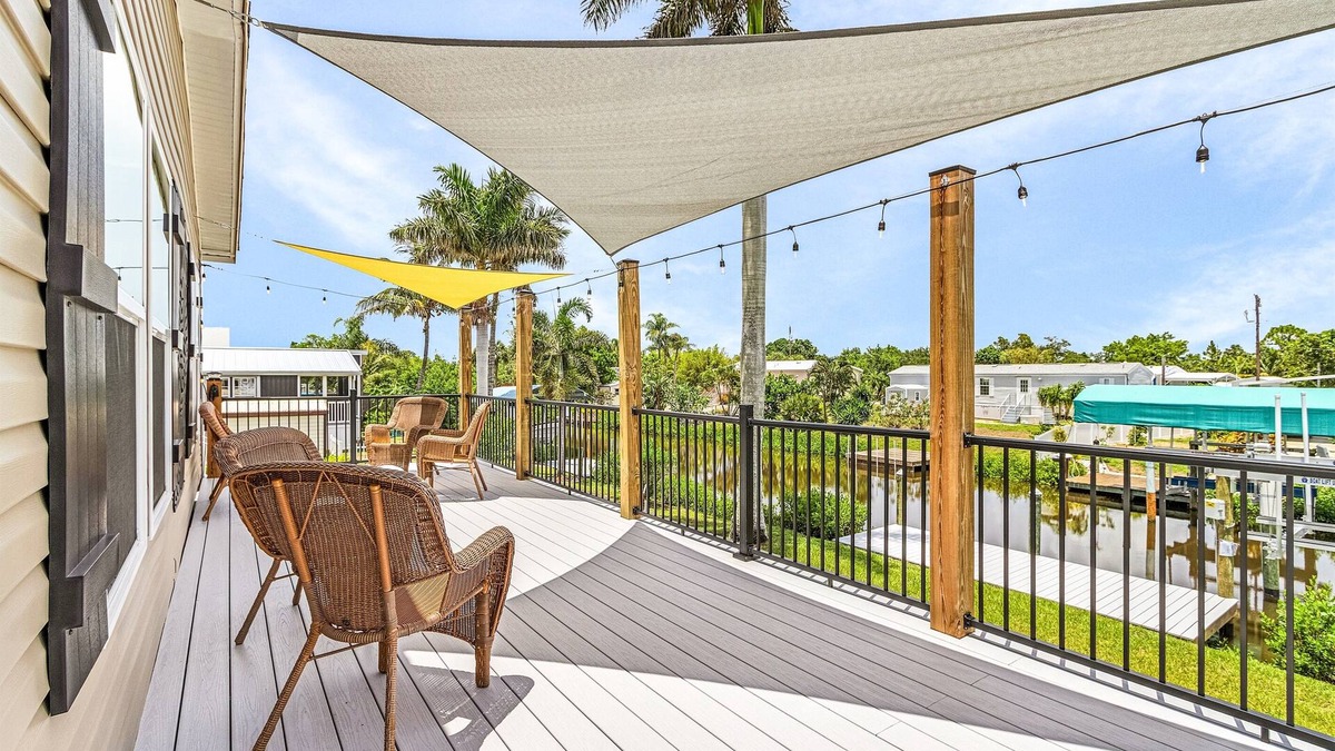 Charlotte Park House | Dockside Cottage | Boat Slip | Venice Waterway