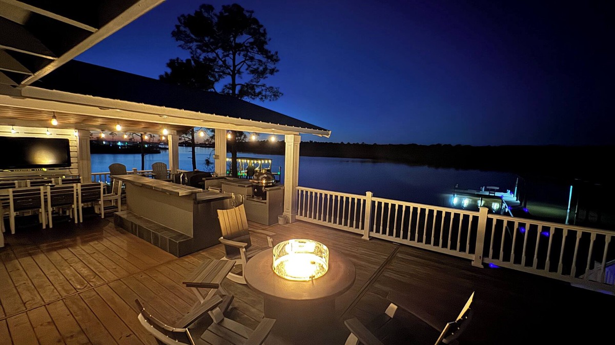 Ono Island House | Dockside Paradise!- Kayaks, Hot Tub & Private Dock–Minutes from Beaches & Dining