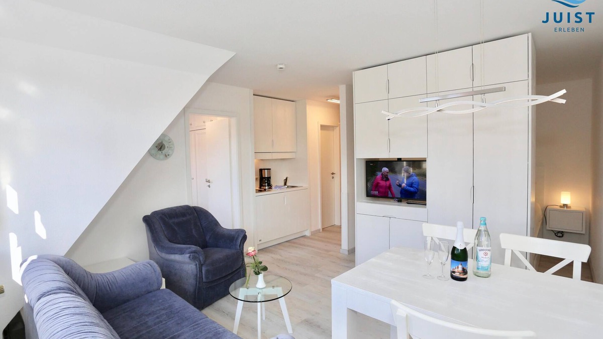 Juist Apartment | Dog and family-friendly apartment with sauna and swimming pool, centrally located