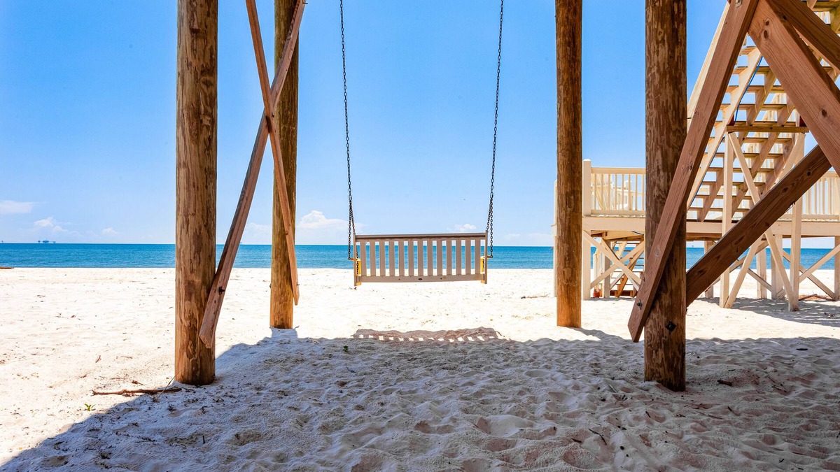 Dauphin Island House | Dog friendly, beach front home w/stunning views, gas grill, and elevator