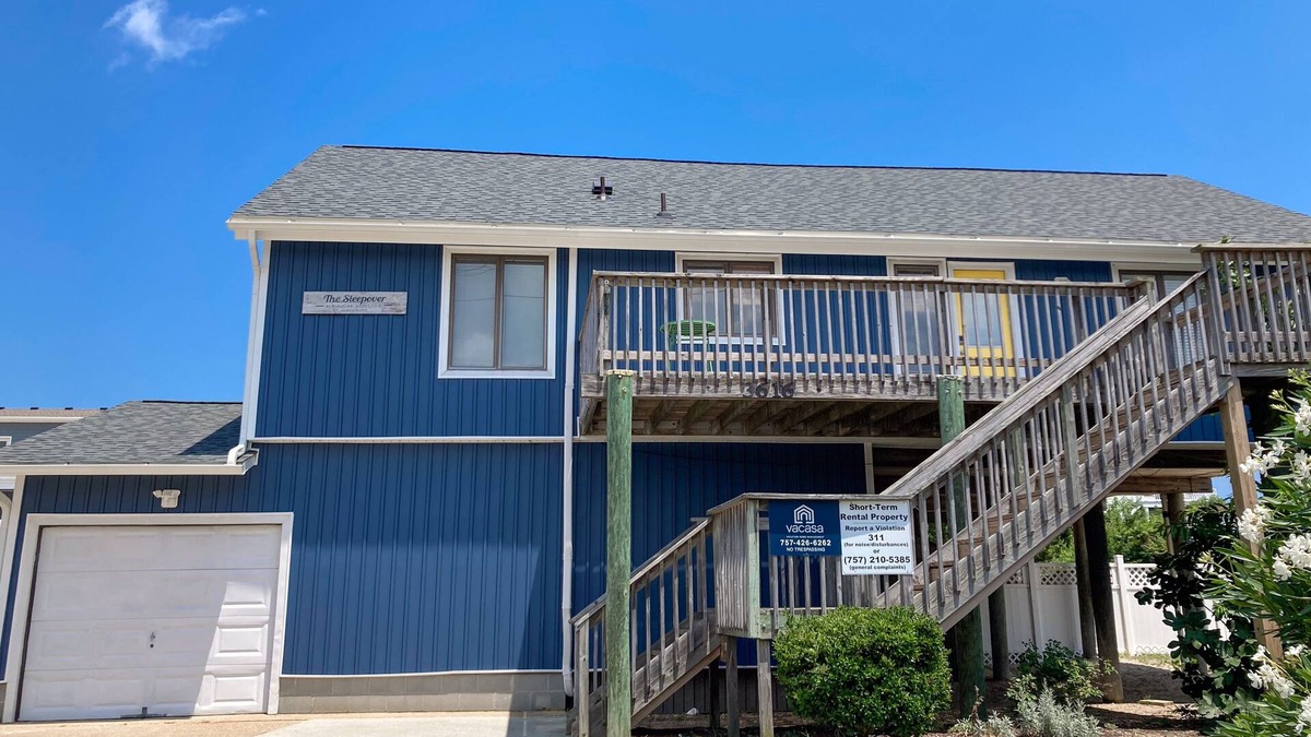 Sandbridge House | Dog-friendly beach gem w/private pool, easy beach access, WiFi, central AC, deck
