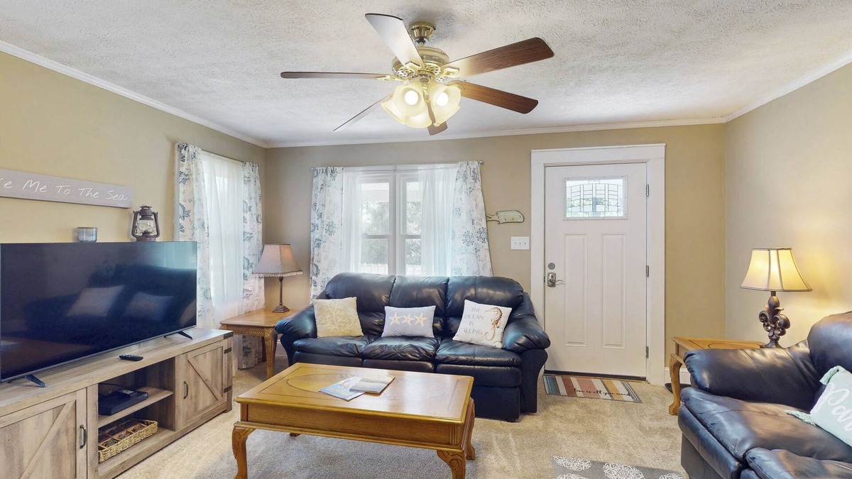Beaufort House | Dog-friendly coastal home with enclosed yard, gas grill and fire-pit