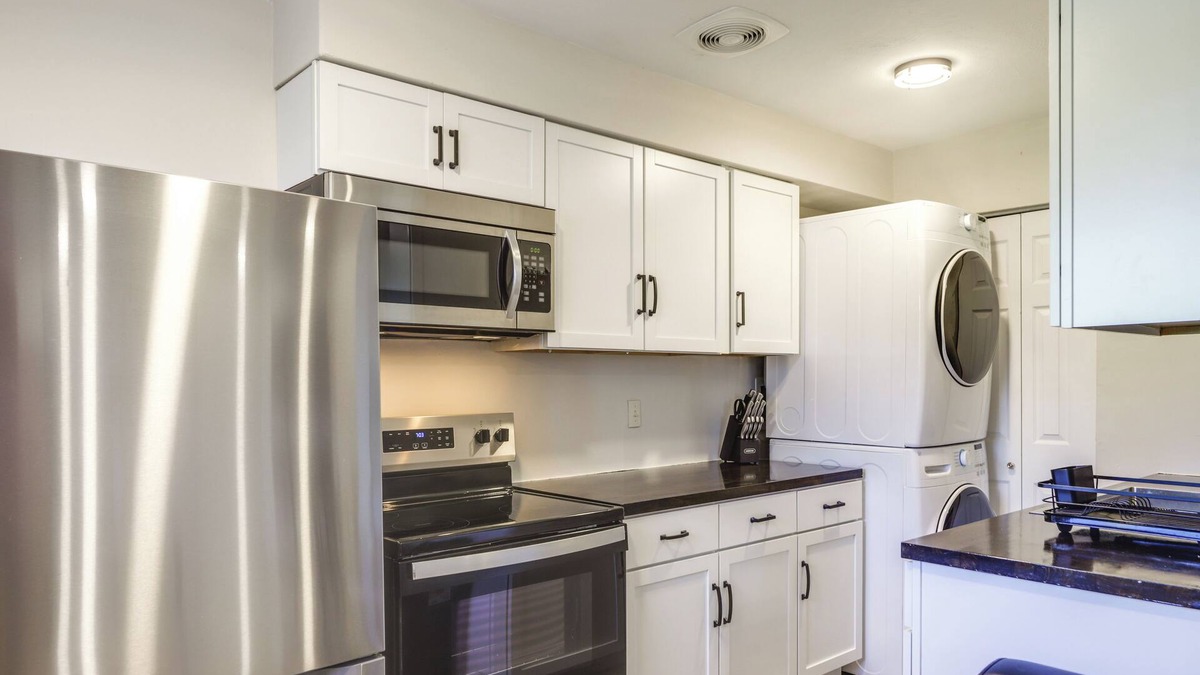 Dayton Apartment | Dog-Friendly Dayton Apt: Central Location!