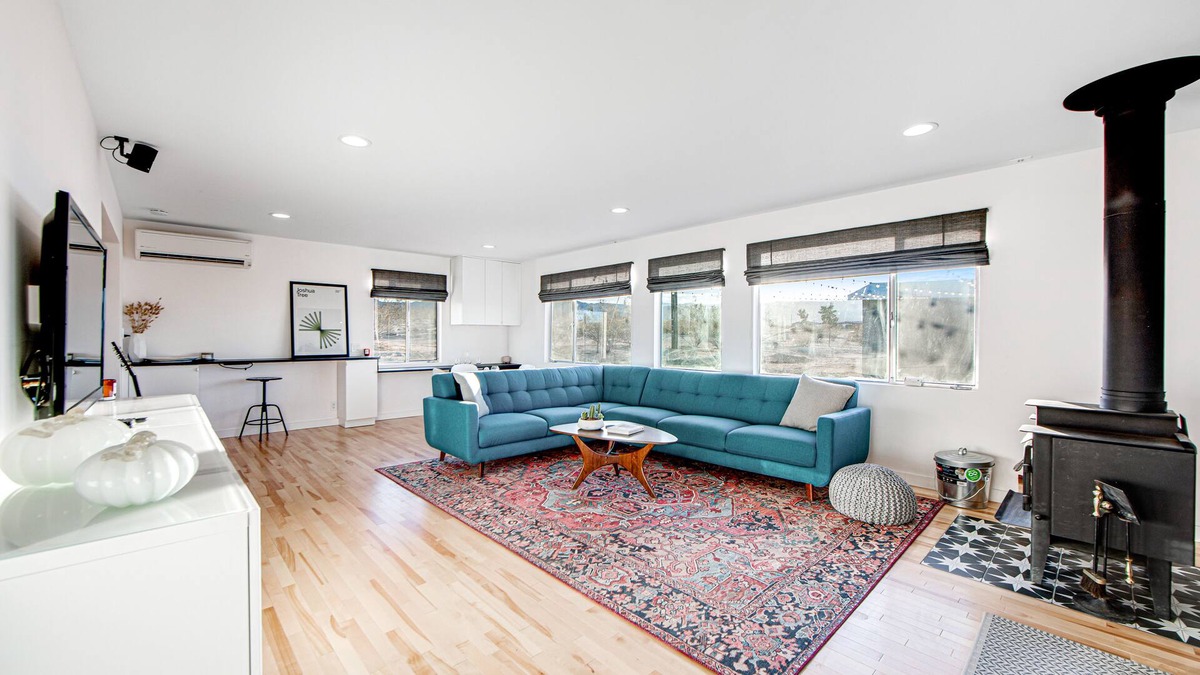 Landers House | Dog-friendly desert getaway on five acres with private hot tub, fast WiFi, views