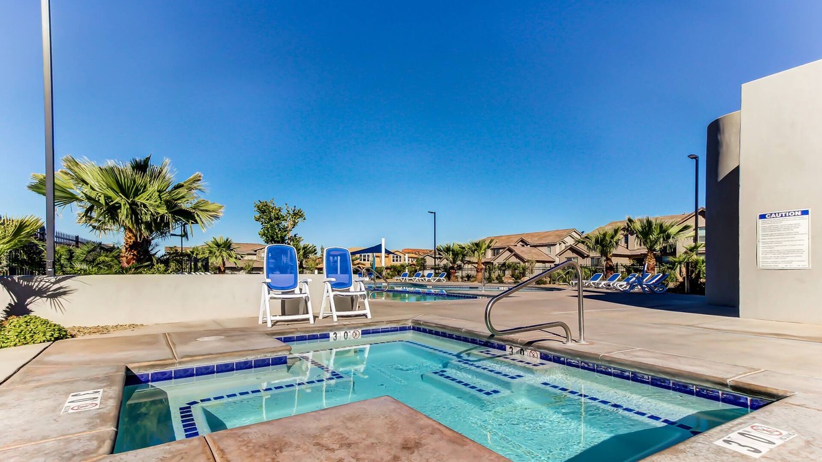 Sienna Hills House | Dog-friendly family home w/shared pool, furnished patio & full kitchen