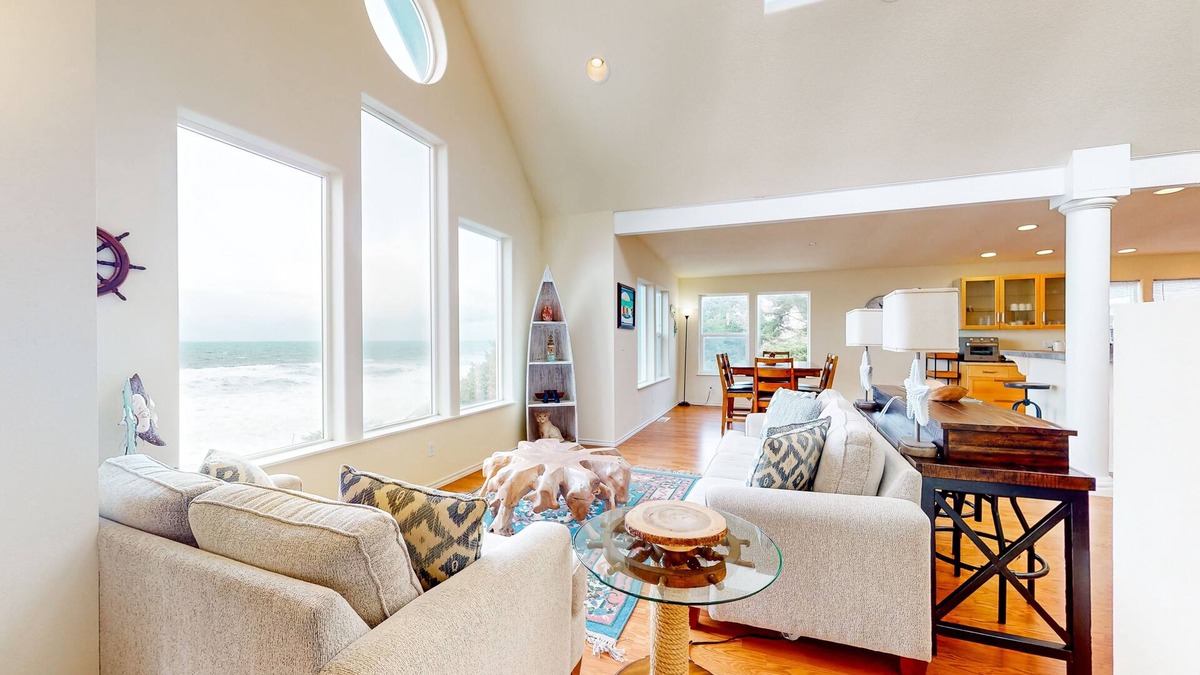 Lincoln City House | Dog-friendly home with beautiful ocean view, game room & easy beach access