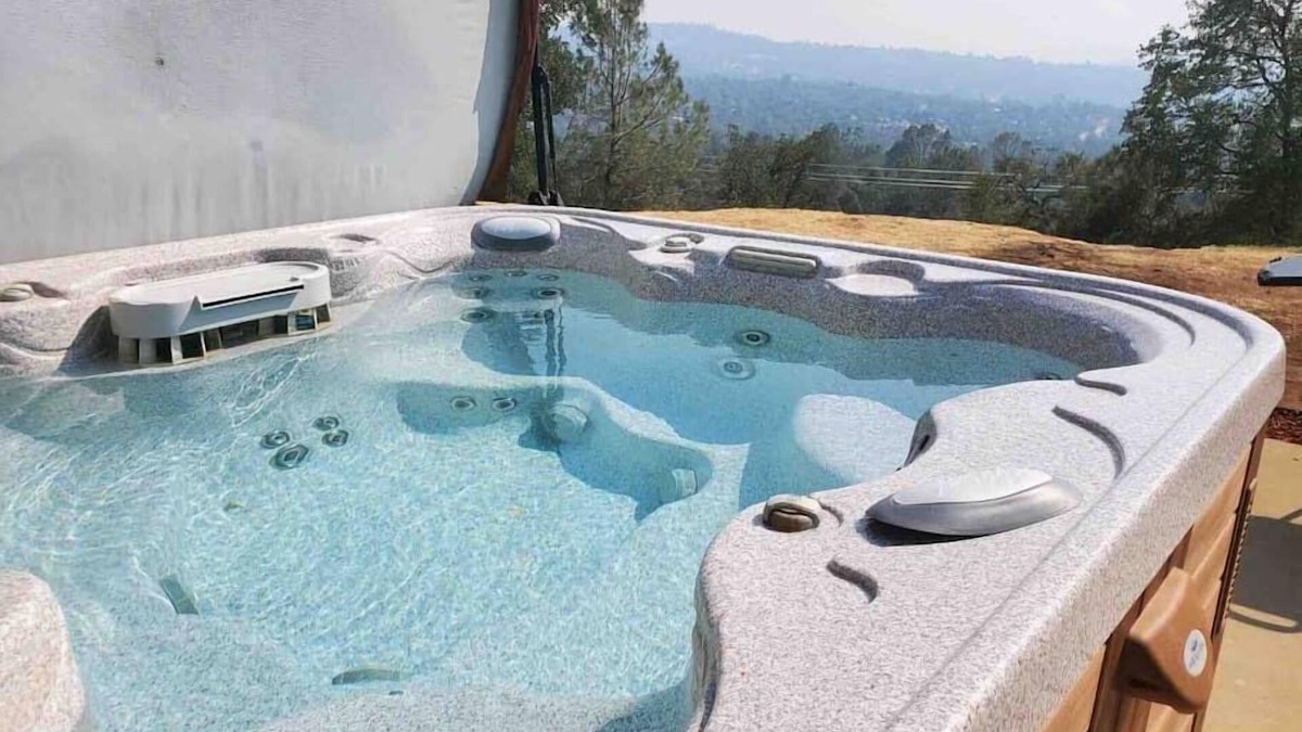 Coarsegold House | Dog Friendly/Hot Tub/Elements Suite