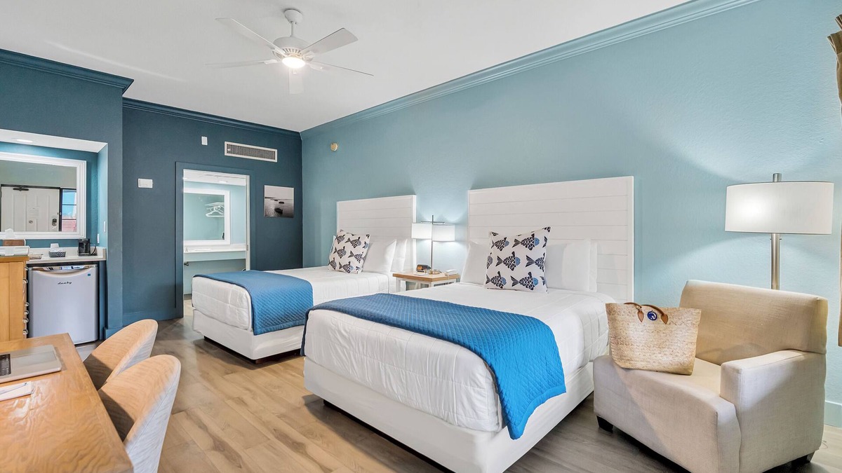 Crystal Beach Hotel | Dog Friendly Hotel just Steps from the Beach.