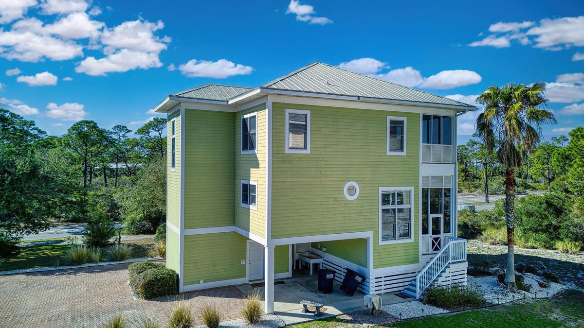 Sea Palm Village House | Dog-Friendly, Resort Pool, Free Beach Gear, 2-min Walk To Beach!