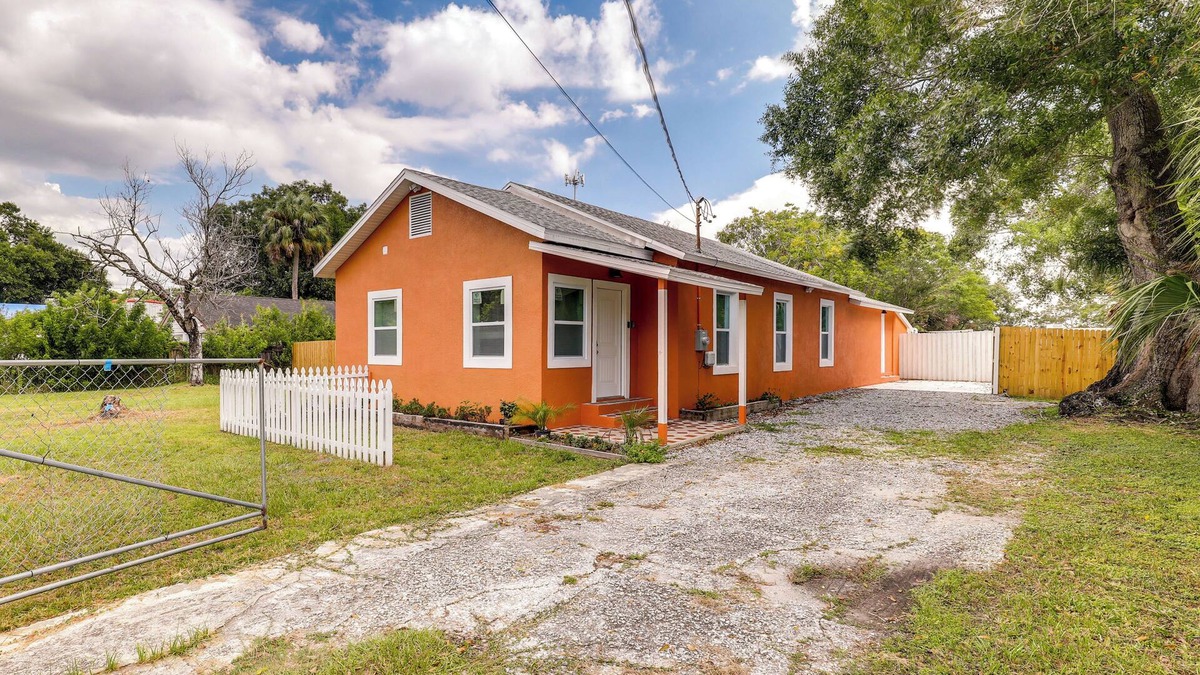 Palm River-Clair Mel House | Dog-Friendly Tampa Vacation Rental w/Fenced Yard!