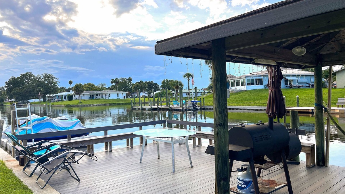 Palm Harbor House | Dog friendly -waterfont home with a private dock, work station , W/D and WIFI