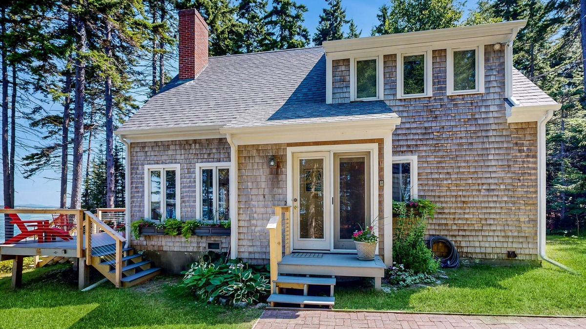 Tenants Harbor House | Dog-friendly, waterfront home on St. George River with shore access, great views