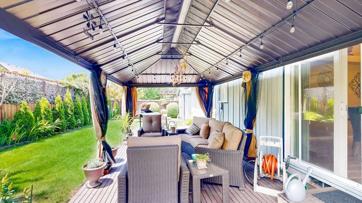 Central Oregon House | Dog-Friendly: Your Comfortable Eugene Getaway Awaits