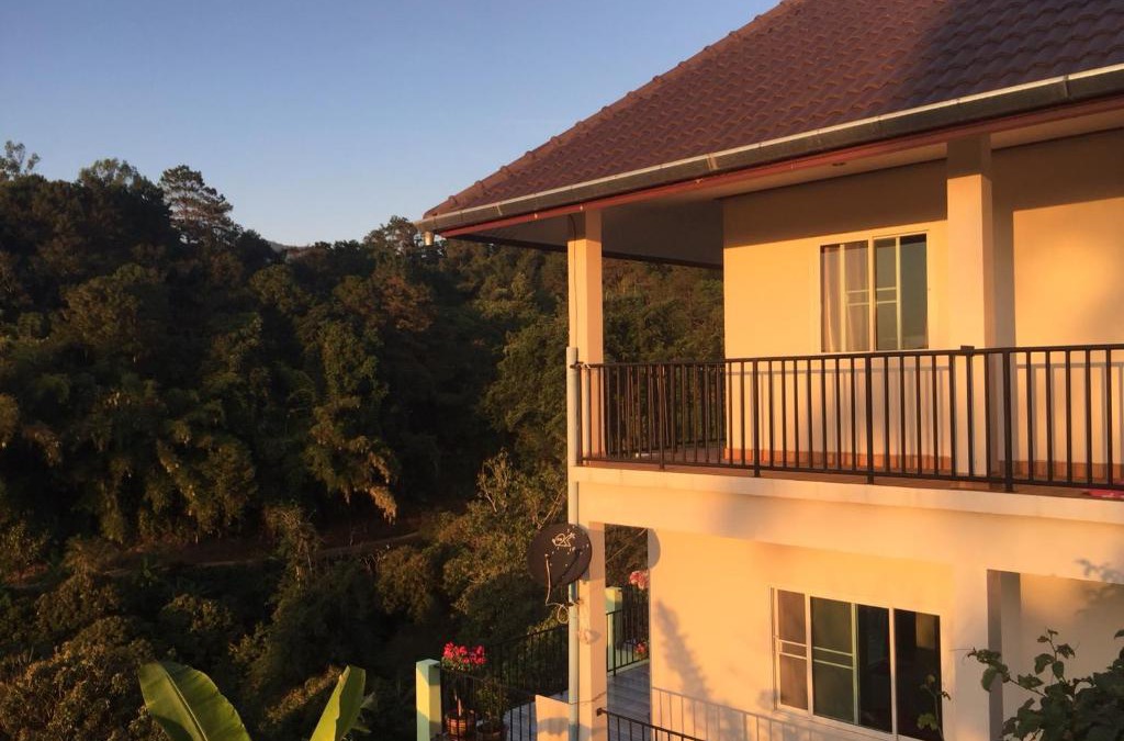 Mae Fa Luang House | DoiTung Homestay ดอยตุงโฮมสเตย์