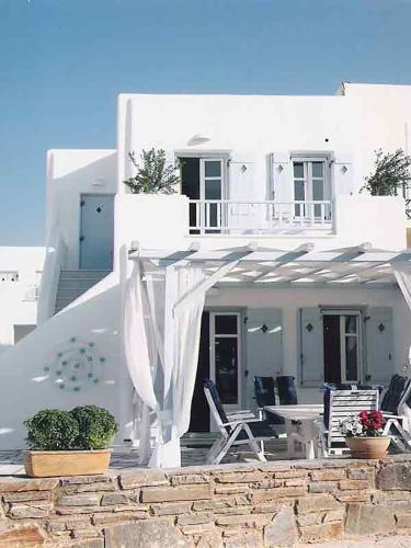Logaras Villa | Dolce Vita Waterfront Villa, Logaras, Paros