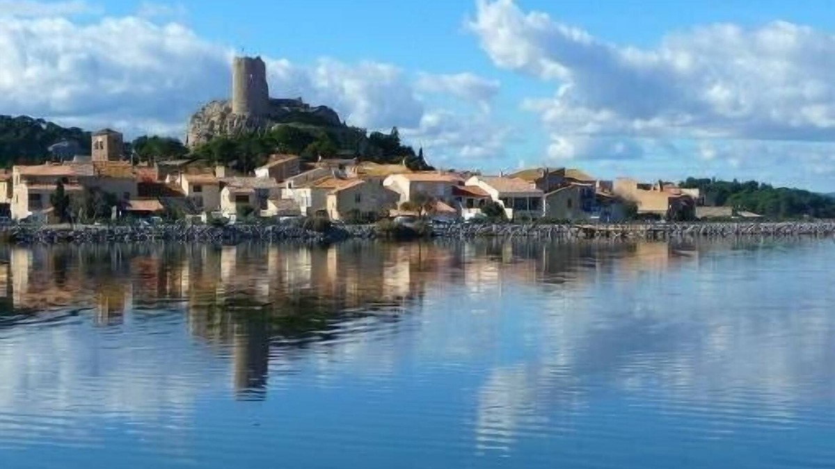 Gruissan House | Doll's house, Gruissan, heart of the village, quiet