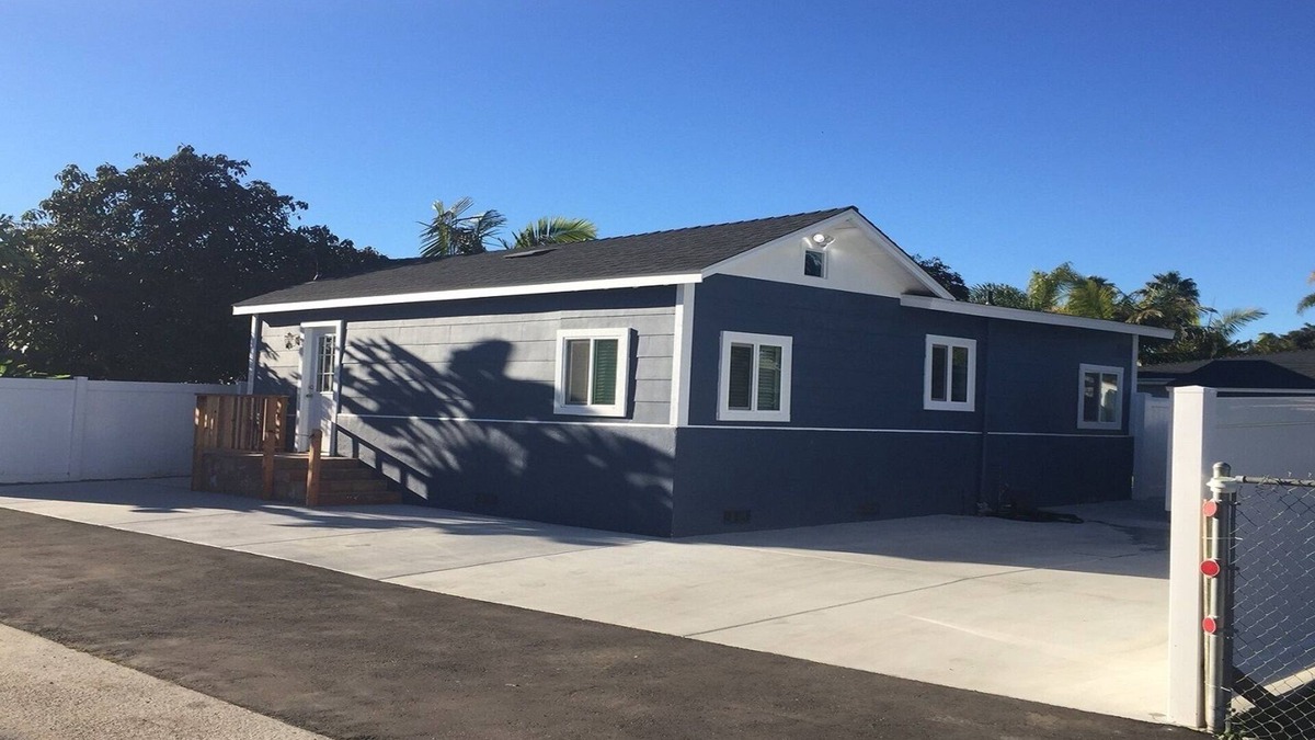 Carlsbad Cottage | Dolphin Cottage in Carlsbad Village