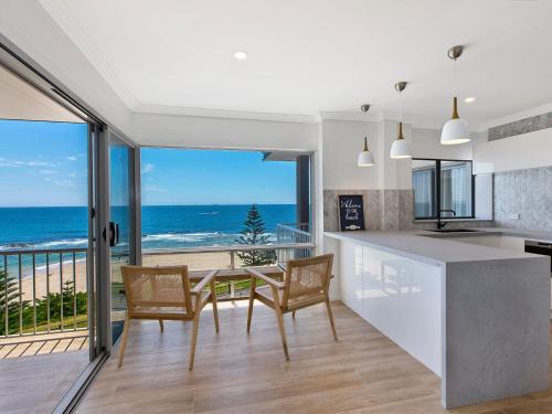 The Entrance Apartment | Dolphin Court Penthouse