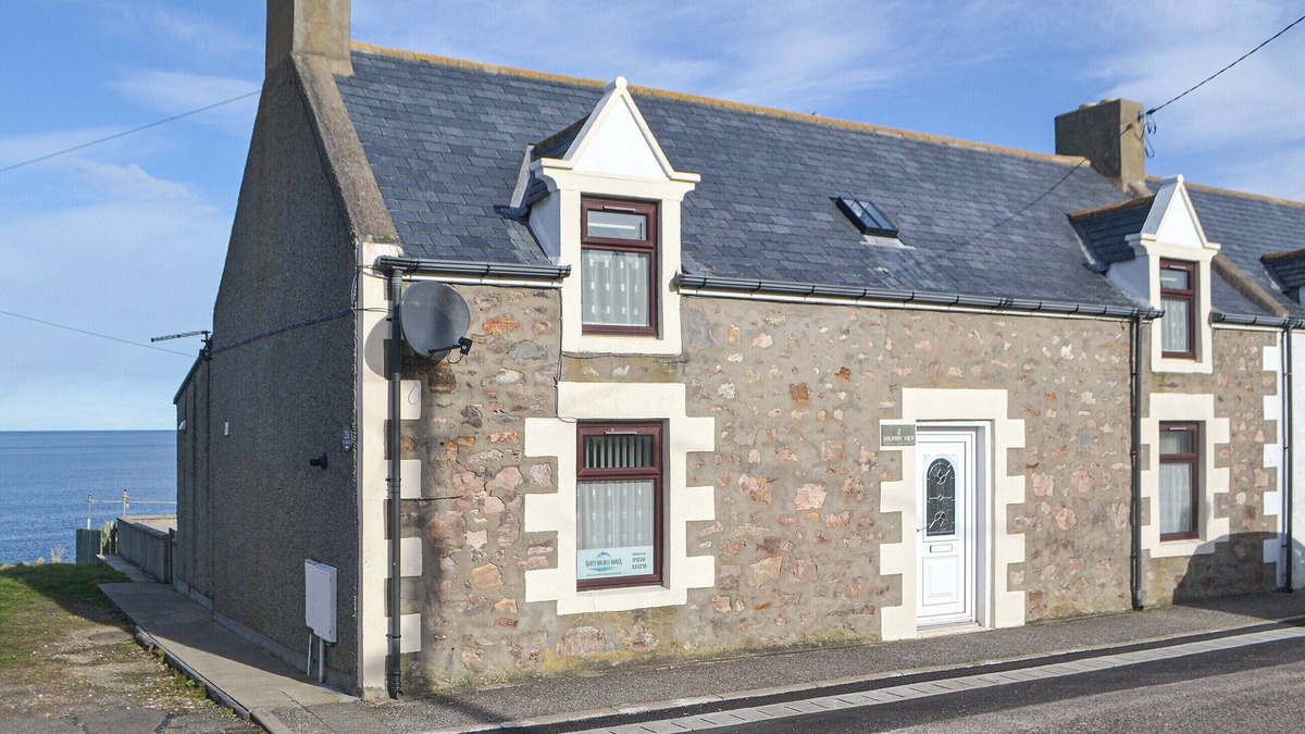 Buckie Cottage | Dolphin View - UK30689