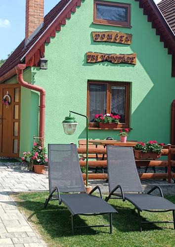 Lucky House | Domček pri vodopáde