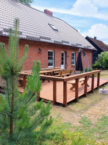 Piece House | Dom przy lesie i jeziorze