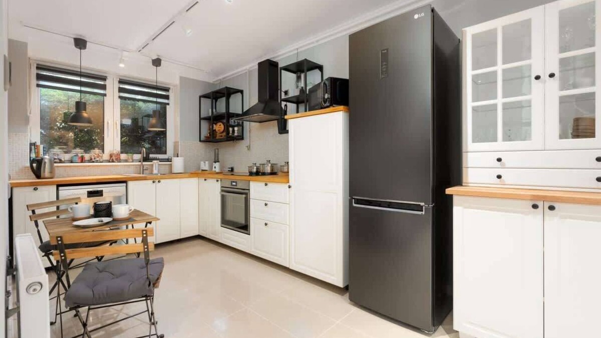 Poznan Apartment | Dom Sianowska | Parking | Garden | Remote Work