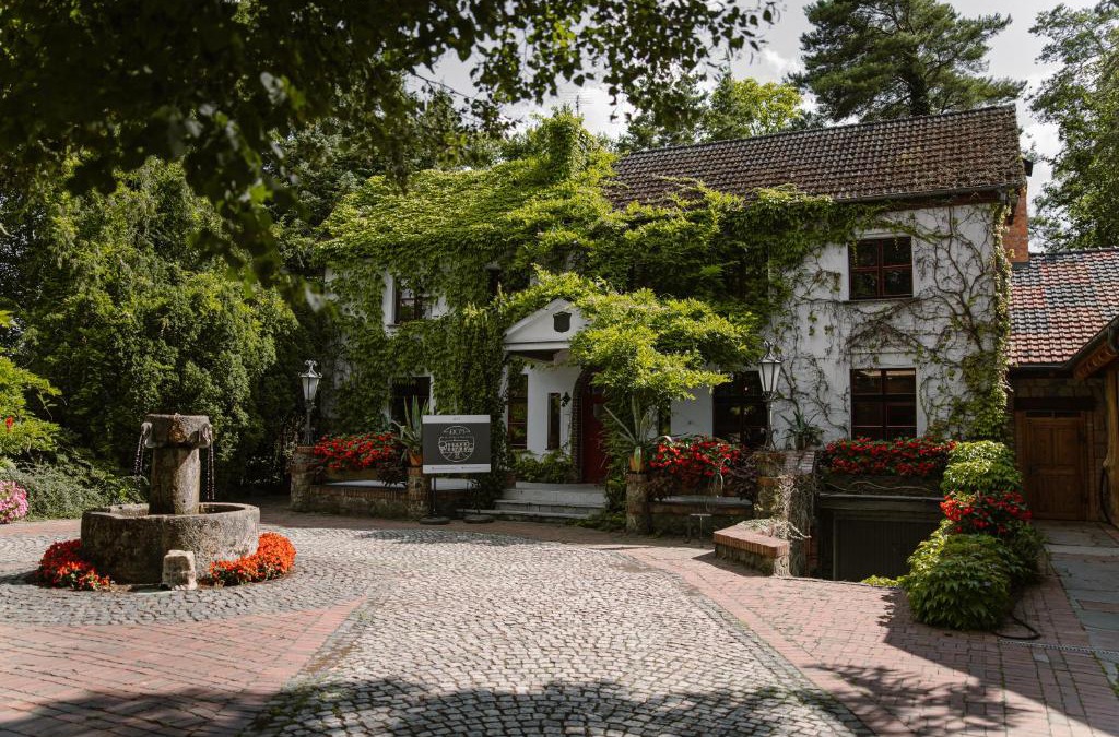 Pobiedziska Hotel | Dom w Starym Parku