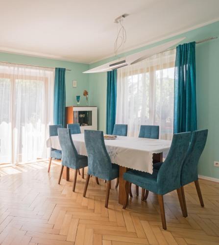 Poznan Villa | Dom z ogrodem blisko centrum