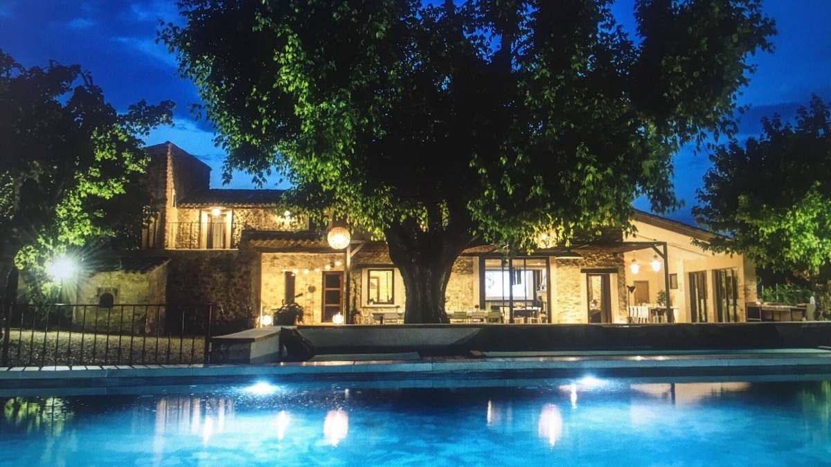 Vaison-la-Romaine House | DOMAINE 5* SPA SAINT QUENIN®️30PERS-CLIMATISATION-HEATED POOL-JACUZZI-SAUNA