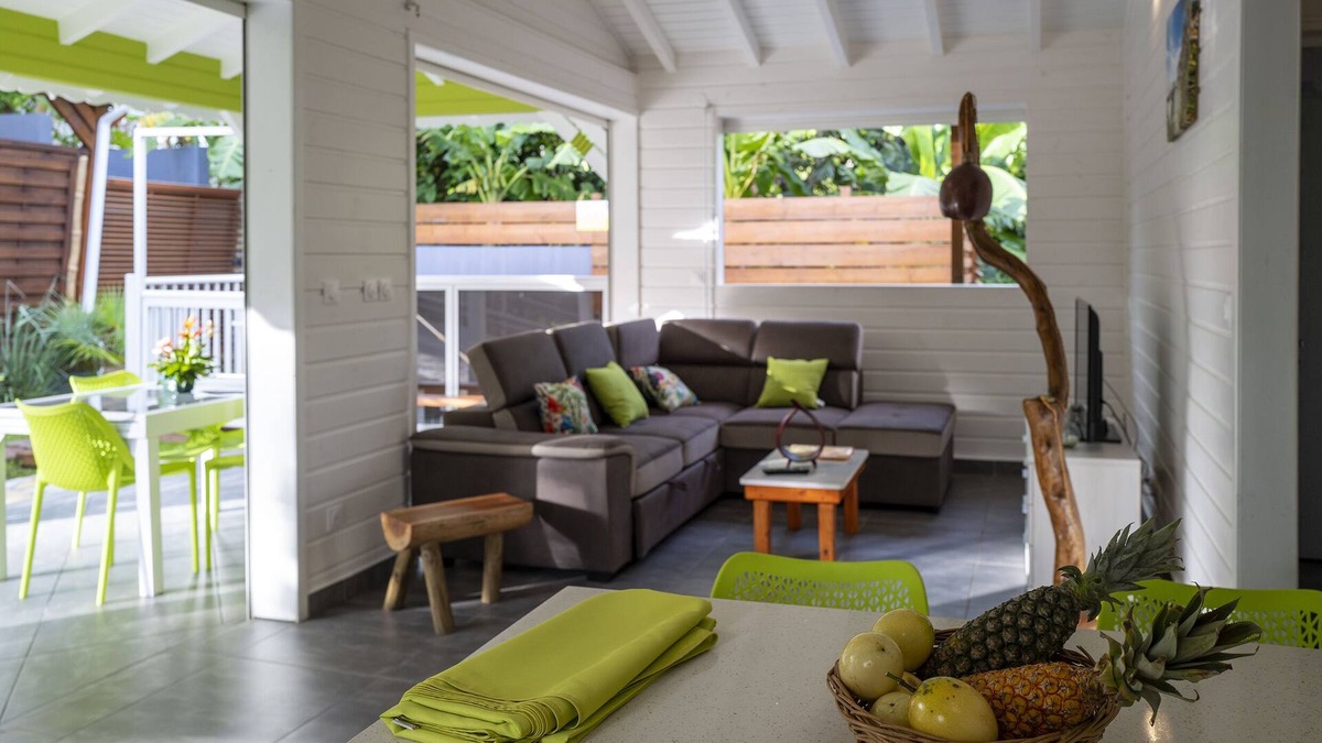 Petit-Bourg Villa | Domaine Damouw- Korosol