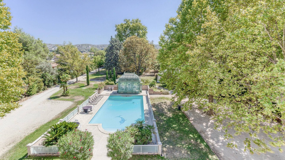 Gignac-la-Nerthe Hotel | Domaine de la Nerthe