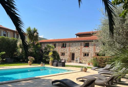 Prades Bed & Breakfast | Domaine De La Tannerie chambres d'hôtes et appartements