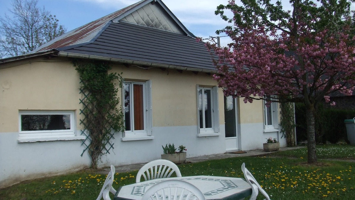 Saignes Cottage | DOMAINE DE LA VIGNE; 300m.ts shops, PARC DES VOLCANS