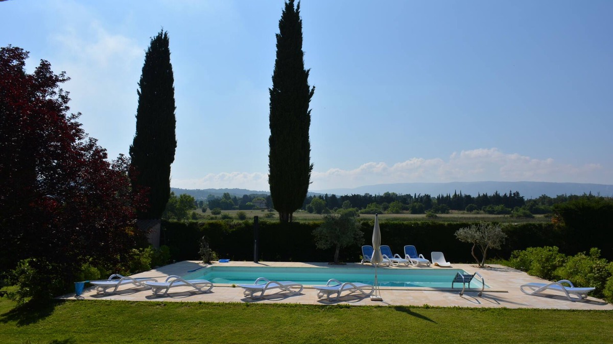 Lagnes House | Domaine de Samango-Grenadier - 2 gîtes with large swimming pool, Luberon views