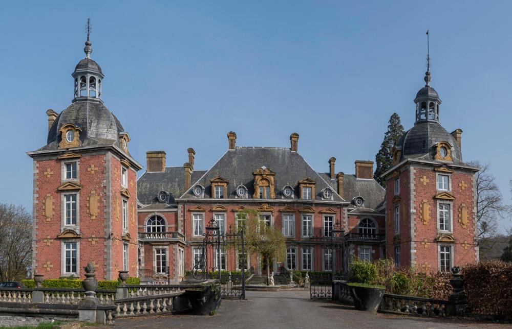 Tihange Hotel | Domaine Du Chateau De La Neuville