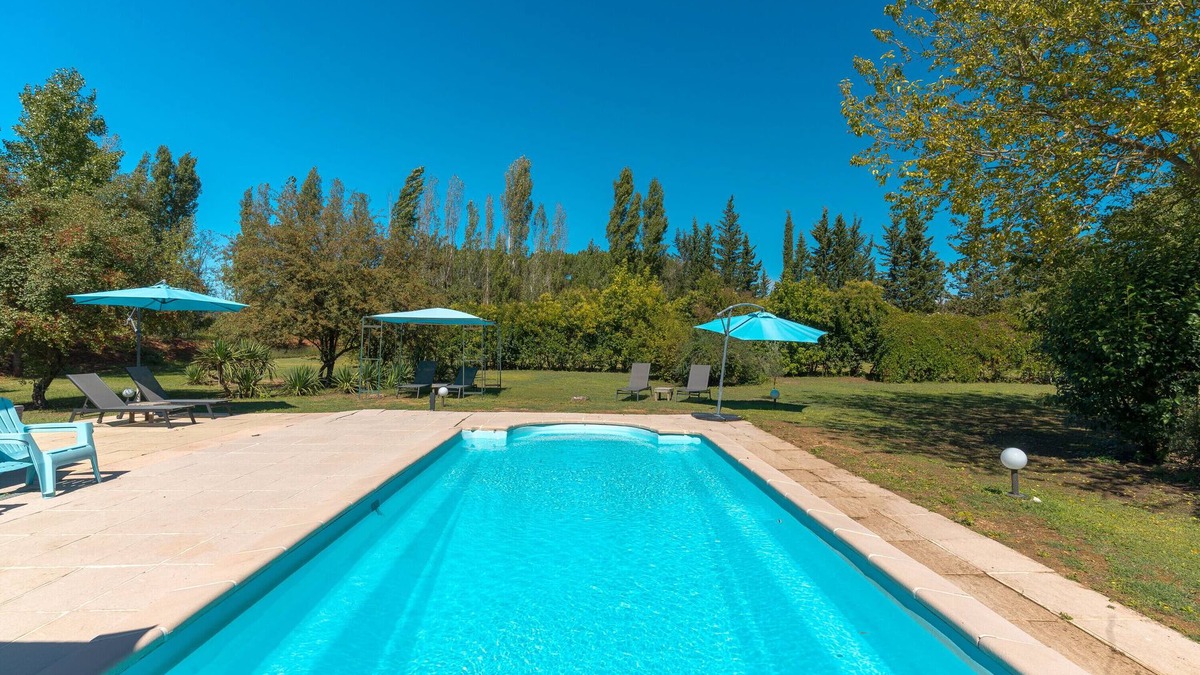 Roussillon House | Domaine plan des devens